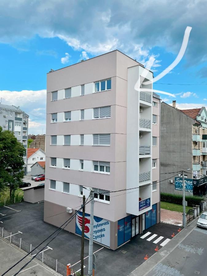 Delux Apartman President Centar Брчко Экстерьер фото