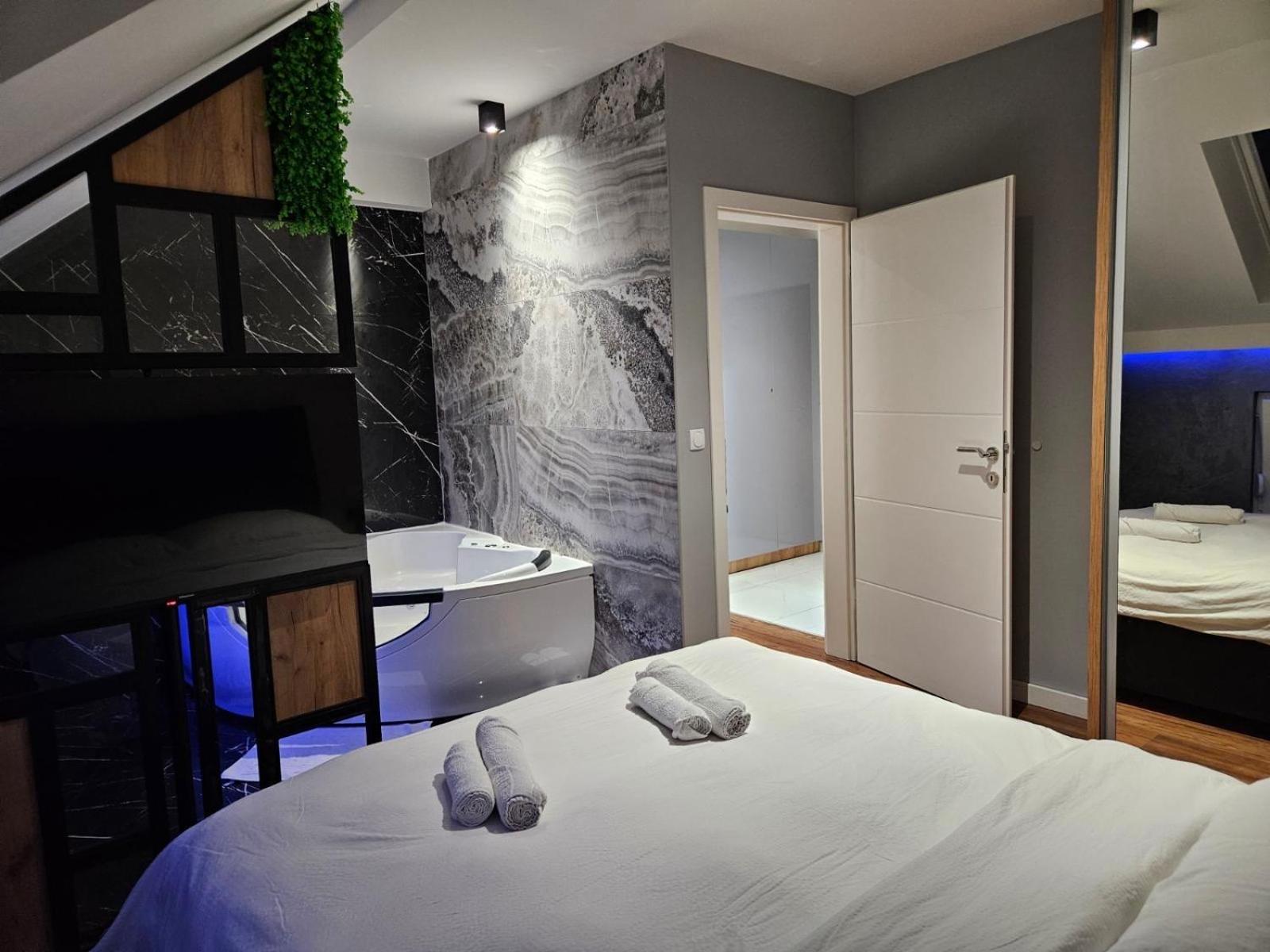 Delux Apartman President Centar Брчко Экстерьер фото